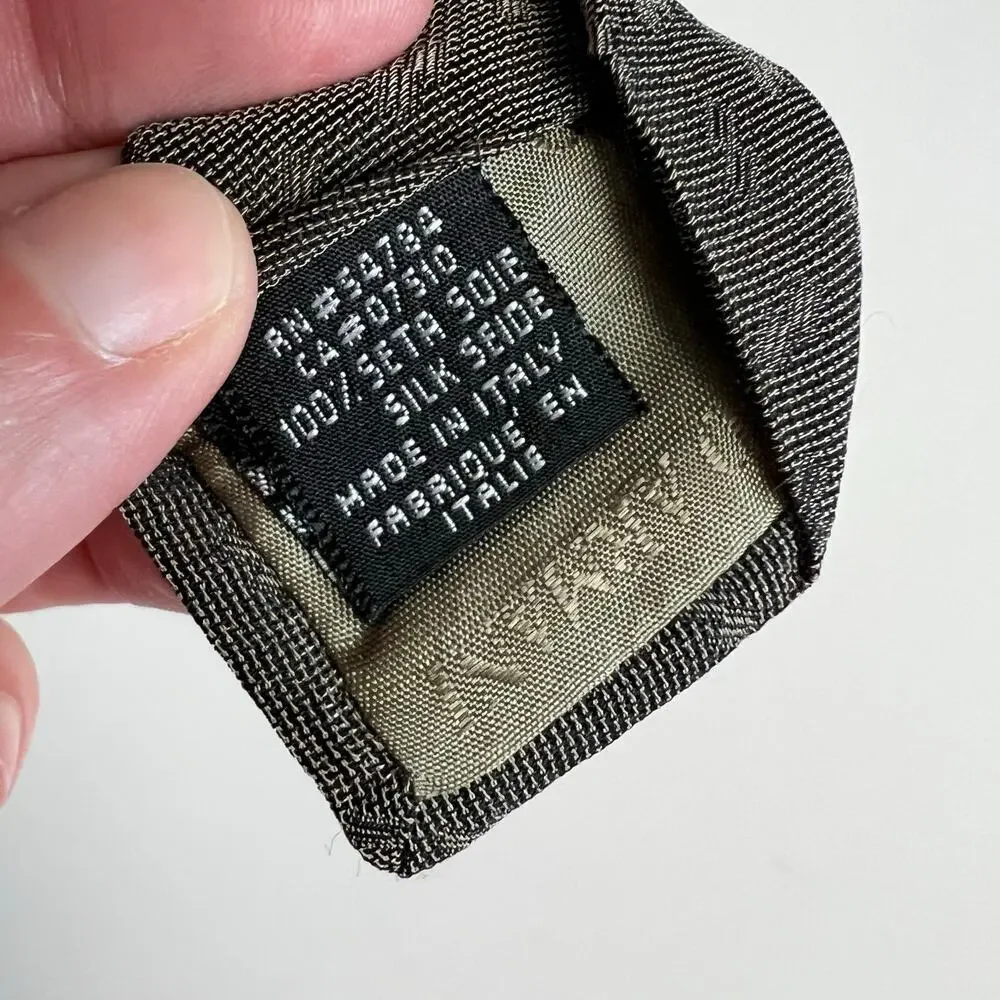 Giorgio Armani Men's Cravatte Grey Silk Tie Made in Italy 59